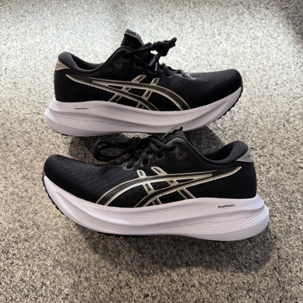 ASICS Gel-Excite 11 Womens Running Shoes Black White 1012B861 Size 7.5